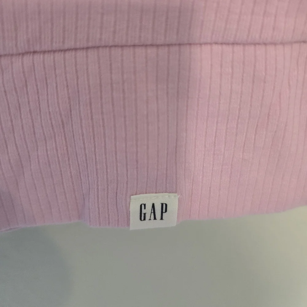 NWT Gap Body Cropped Ribbed Top - Picture 4 of 6
